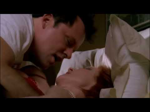 DH - Bree and Rex hot scene 1x06