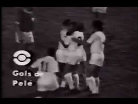 Pelé Edson (Santos) - 09/08/1972 - Santos 2x1 Juventus-SP - 2 gols