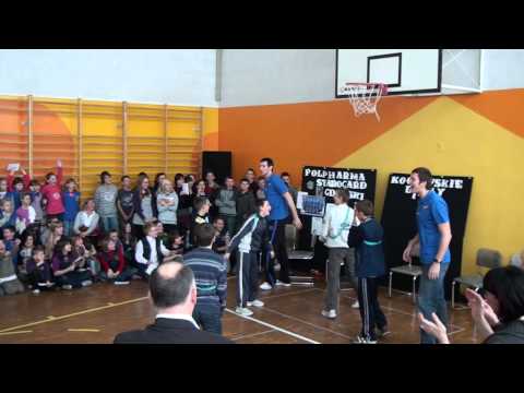 Wizyta koszykarzy w Szkole Podstawowej nr 9