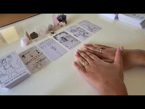 //Pick A Card ~ 😅😳 What Will Your Next Date Be Like? 😳😅