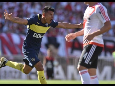 GOL DE BOU EN EL CLASICO RIVER BOCA