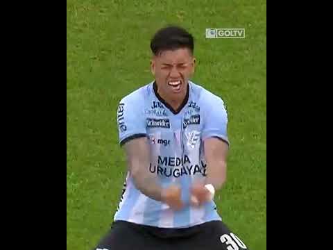 🔥⚽ Neira de tiro libre pone el 2-0 para Cerro vs Peñarol