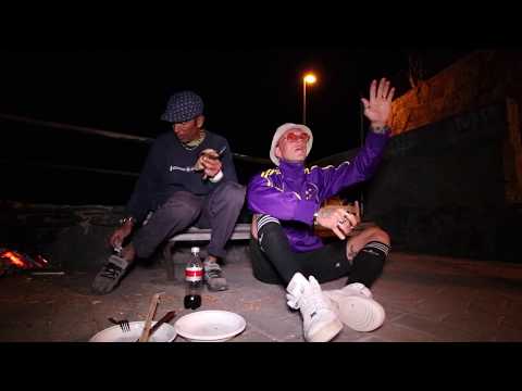 VLOGG_066 - Hjälper en hemlös!