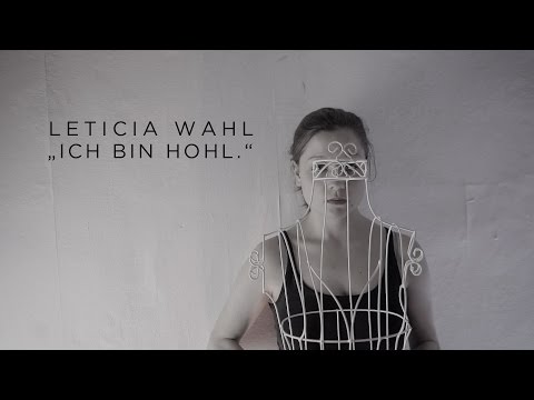 Leticia Wahl - Ich bin hohl [POETRY CLIP] 2017 [prod. by Monkey7] (with subtitles)