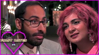 How Should You Greet Your Date? | First Dates