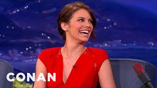 Lauren Cohan Used To Practice Rolling Joints With Green Tea