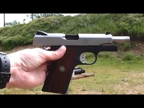 Ruger 1911 shooting the commander lightweight SR 1911