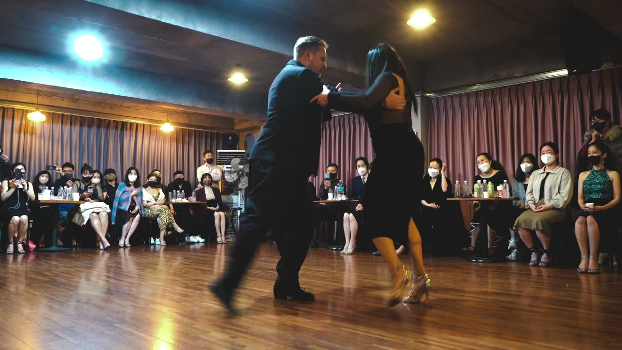 Maria Ines Bogado y Sergiy Podbolotnyy Busan Milonga (2023/01/23) #1
