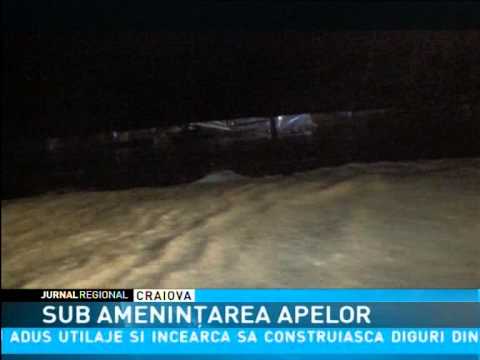 Sub ameninţarea apelor