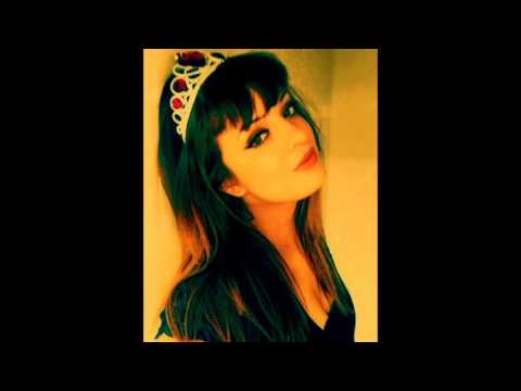 Tricia Battani - Queen of Wishful Thinking (Cover)