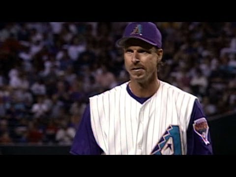 Big Unit goes the distance for his 24th win