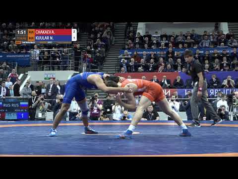 GOLD FS - 65 kg: A. CHAKAEV (RUS) v. N. KUULAR (RUS)