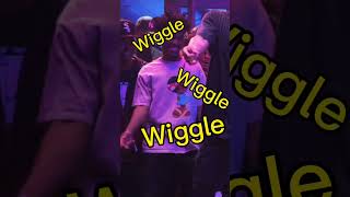 Crowd reacts! Could watch this a mili time 🔥