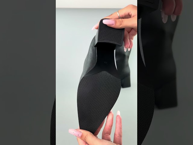 Чоботи жіночі шкіряні байка хутро 592641 Чорний Черевики жіночі байка 592946 Чорні