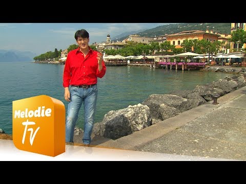 download lagu mp3 mp4 Donna Blue, download lagu Donna Blue gratis, unduh video klip Donna Blue