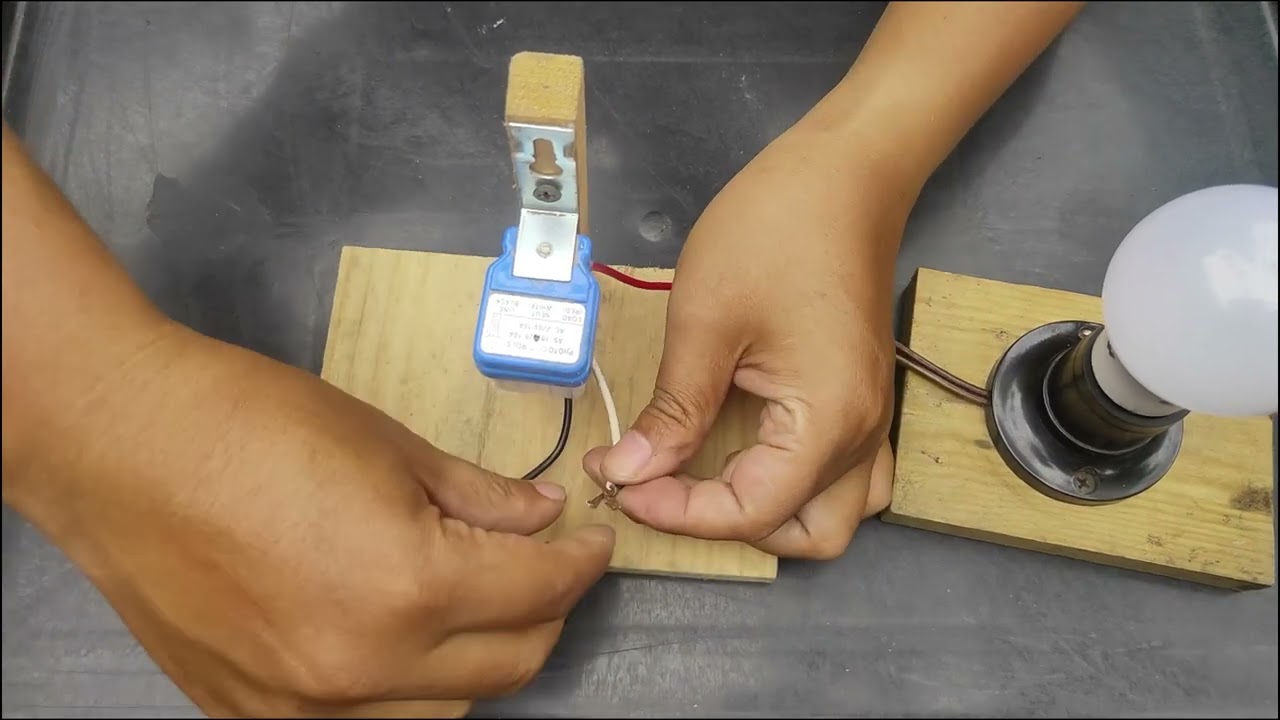 ✅ How to Install a Photocell Sensor for Automatic Lights | Easy 220V Wiring Guide