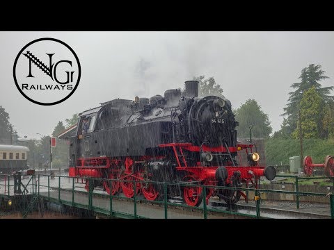 2 augustus 2019 De VSM 64 415 vervangt 'de Grijze' op een regenachtige dag