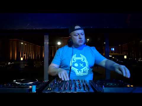 The Blue Oyster: KOVI / 17.12 / 20 - 21