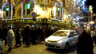 preview picture of video 'アキーラさん！アイルランド・ダブリン・テンプルバー1Templebar,Dublin,Ireland'