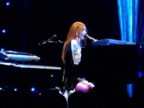 Tori Amos Detroit 8/8/09 - Pandora's Aquarium - AATS Tour