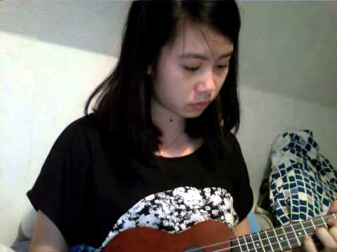 införskaffat en ukulele