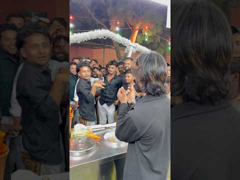 Munni badnam 🤣🔥🔥. #likeforlikes #mastimoment #foryou #dancecraze #trending #viraldance