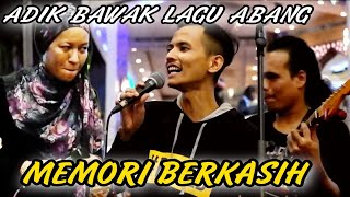 Download lagu Memori berkasih||Duet terpanas khalis Adik achik spin.vocal dia sma dengan abg dia.. mp3