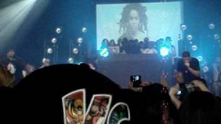 Drake - I'm Stil Fly (with Page) (Live at The Sound Academy)