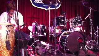 The Roots Radics with Scientist LIVE @ BB KINGS - BLOOD ON HIS LIPS