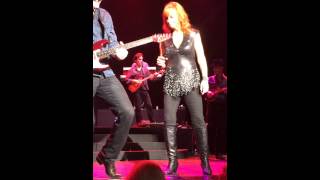 Reba McEntire - Take it back/ Why haven&#39;t I heard from you (Atlantic City 2014)