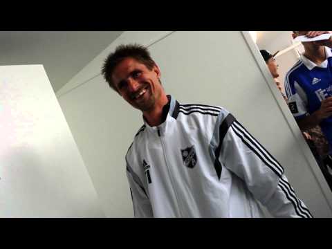 Spillerne takker Tim Ilsø