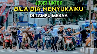 Download lagu JOGET TIKTOK BILA DIA MENYUKAIKU DI LAMPU MERAH.. NGAKAK PARAH mp3 Download lagu JOGET TIKTOK BILA DIA MENYUKAIKU DI LAMPU MERAH.. NGAKAK PARAH mp3