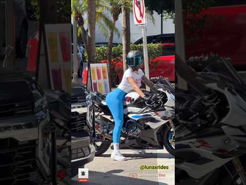 2026 BMW s1000 RR - R 💙🍑