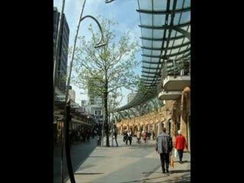 download lagu mp3 mp4 Ben Je In Rotterdam Geboren, download lagu Ben Je In Rotterdam Geboren gratis, unduh video klip Ben Je In Rotterdam Geboren