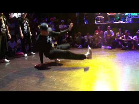 FreeStyle Session 15 | Prelims | Docious Gambinos vs Flow Mo Crew