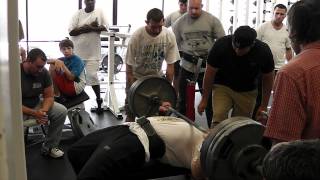 preview picture of video '465 lb Raw Bench Press 22yo 1st meet 3rd attempt Son Light Power Comp. 6/05/11'