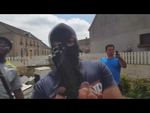 Teuchiland Clip, Joro Feat Kerim ( Reprendre Notre Or )