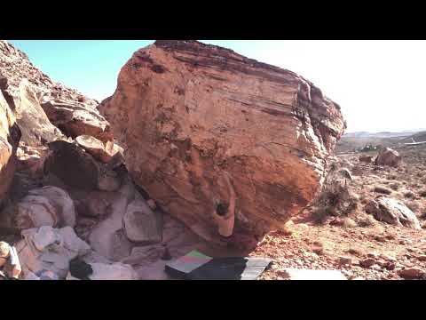 Red Rocks - Spitting Venom V9