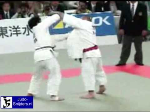 Judo 2009 Japan:  Muneta (JPN) - Iwata (JPN) [open].