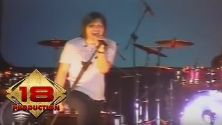 Download lagu Dewa 19 - I Want To Break Free (Live Konser Slawi 2008) mp3 Download lagu Dewa 19 - I Want To Break Free (Live Konser Slawi 2008) mp3