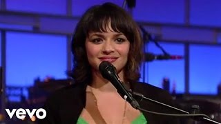 Norah Jones - After The Fall (Live on Letterman)