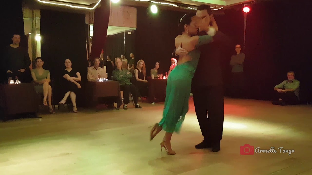 Juan David Vargas & Paulina Mejía ❤ Paris - 1ère MilOnda de l'année - @ MilOnda 1905 - Derecho Viejo