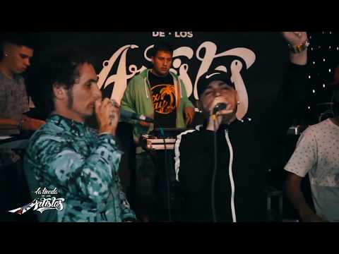 Maxi Tolosa, Ke Personajes - Ya No Siento Nada (En Vivo en La Tienda de los Artistas)