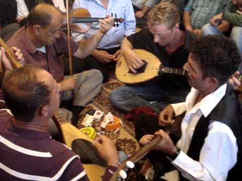 Xhavit Krasniqi kang per Muhamet Llugani