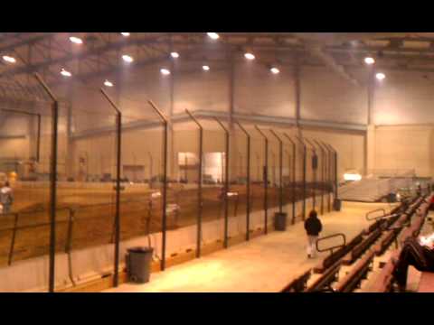 DUQUOIN arenacross practice 2-18-11