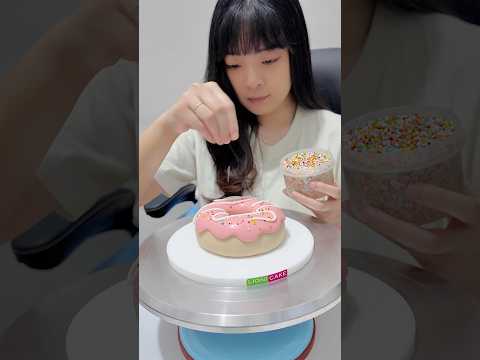 Percaya kue ini dari tissue? #cake #cakedecorating #kueulangtahun #lionicake