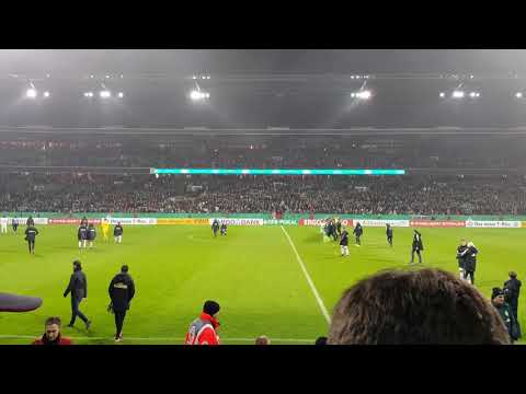 WESERSTADION SINGT: "WIR SIND WERDER BREMEN!" DFB-POKAL WERDERvsSCF(20.12.2017)