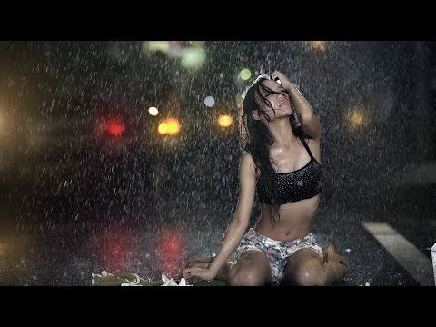 Rameses B feat. Holly Drummond - Dreaming (Music Video)