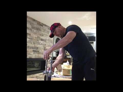 Unboxing of Yamaha Stage Custom Bebop Drum Kit