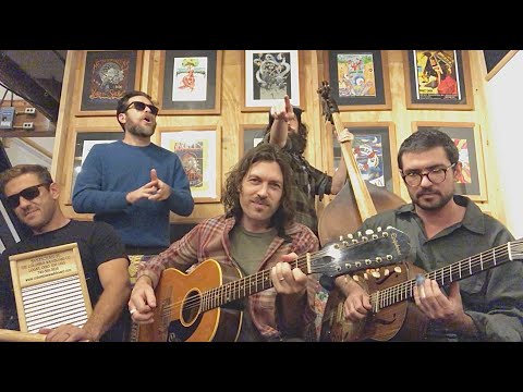 The Brothers Comatose - "Stuck in the Middle with You" (by Stealers Wheel)